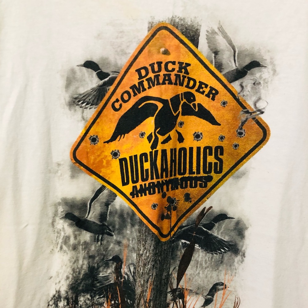 Large Duck Dynasty T Shirt.